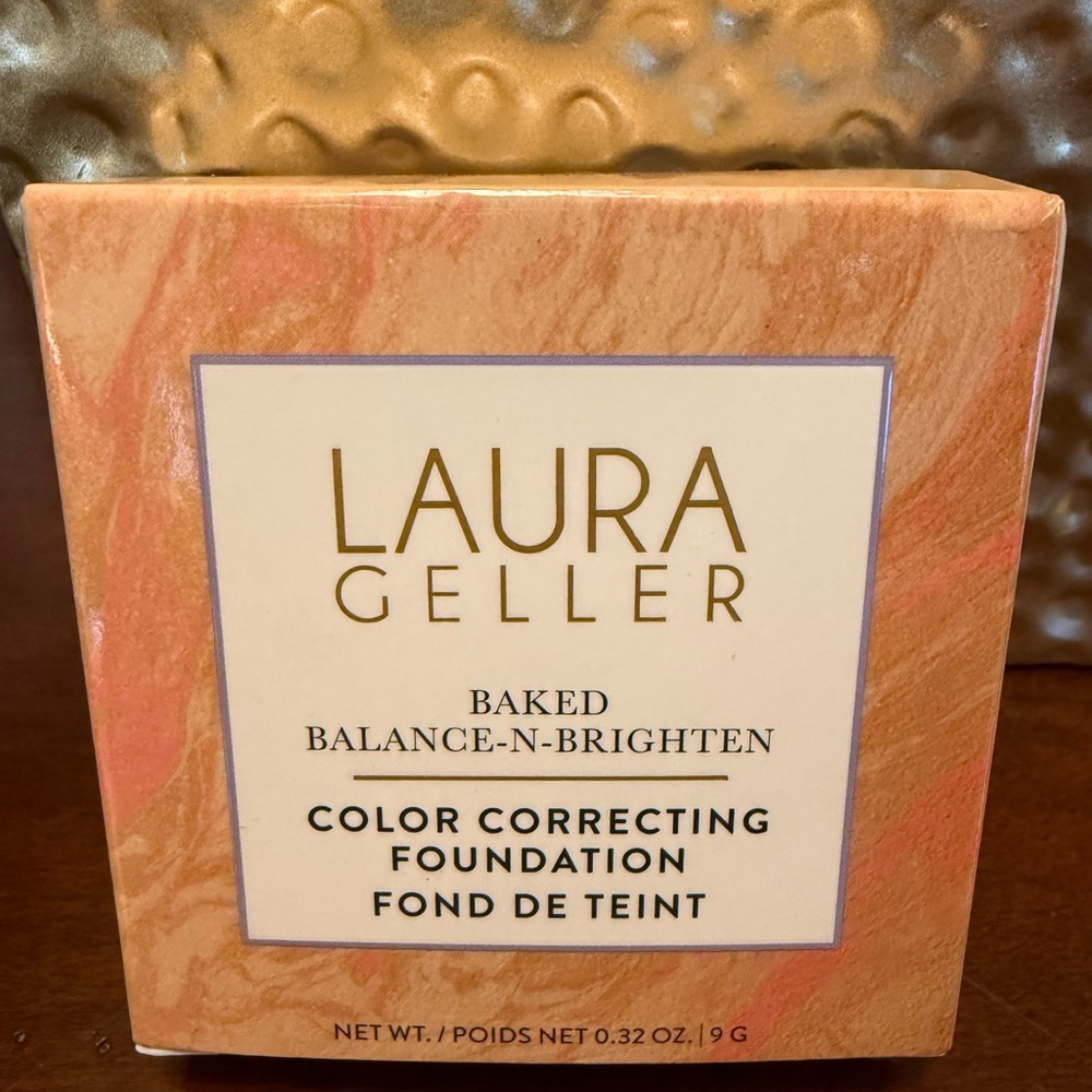 Baked Balance-n-Brighten Powder Compact - Porcelain